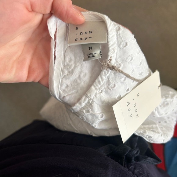 NWT a new day puff sleeve eyelet white blouse - Picture 8 of 10